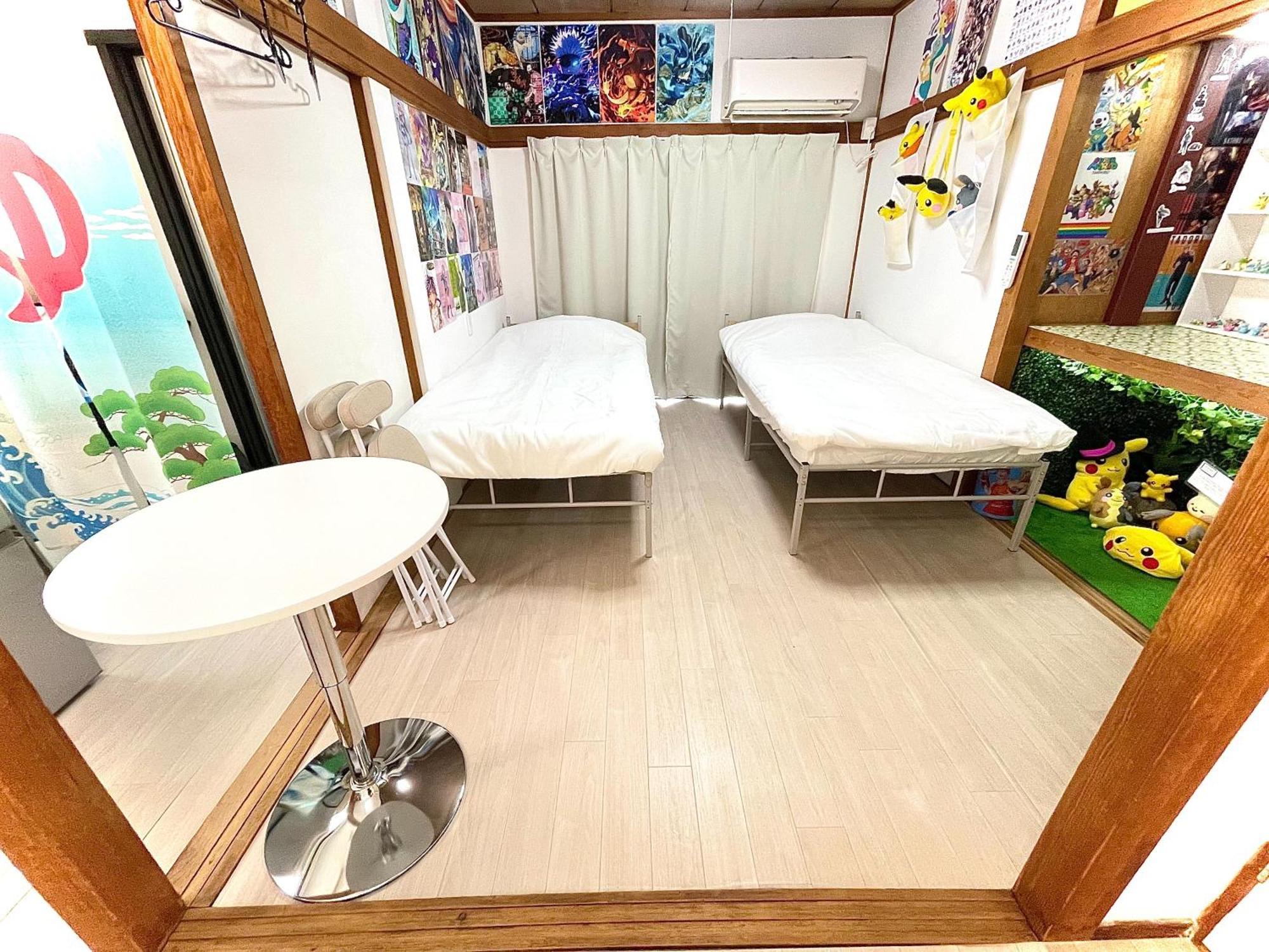 Cool Syowa Retro Style Manga&Anime Apt Sinjuku Kabukicho Tokyo Exterior photo